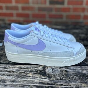 New in Box Nike Blazer Low Platform Unisex Lilac & White Sneakers W-11 Men 9.5